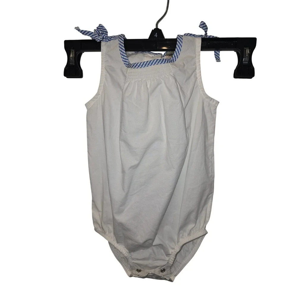 OshKosh‎ Bgosh Baby Girls White Romper Blue Seersucker Trim Snap Bottom 9M
